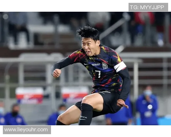 孙兴慜赛场爆发小插曲，裁判如何处理？