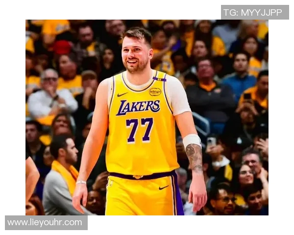 东契奇背后的故事:从少年到巨星之路 东契奇背后的故事:从少年到巨星之路